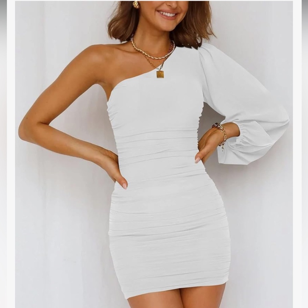 HOCILLE Women's Sexy Long
Sleeve One Shoulder
Bodycon..NWT